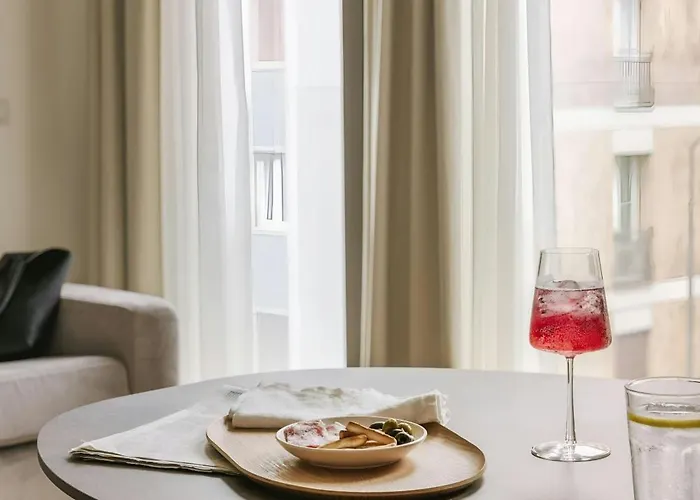 Numa Montenero 4* Milaan